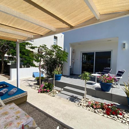 Cozy Beach House Perivolia Bagian luar foto
