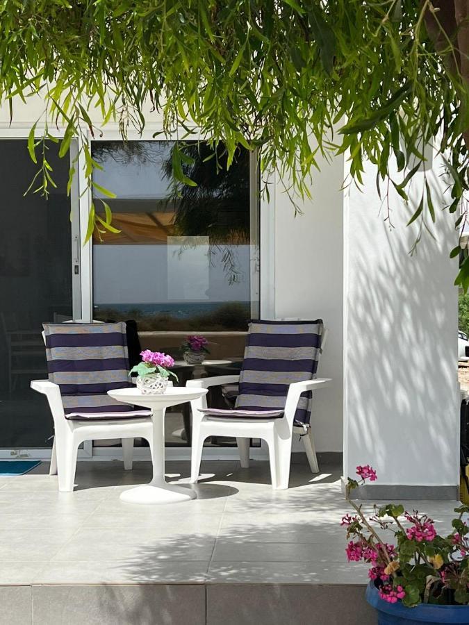 Cozy Beach House Perivolia Bagian luar foto