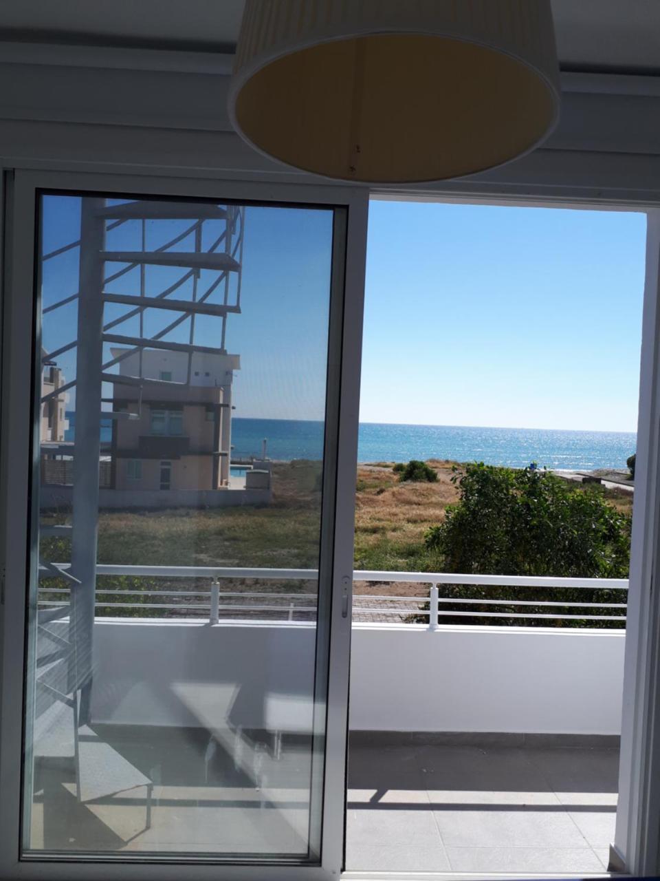 Cozy Beach House Perivolia Bagian luar foto